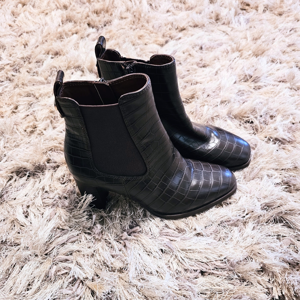 Elegant Brown Crocodile Ankle Boots